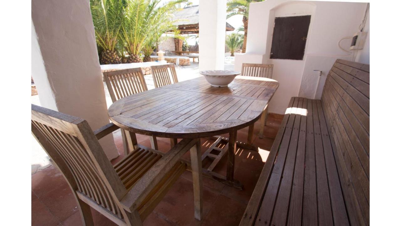 Villa Daniel 5 Mins By Taxi Into Ibiza Town Sant Jordi de ses Salines Exteriér fotografie